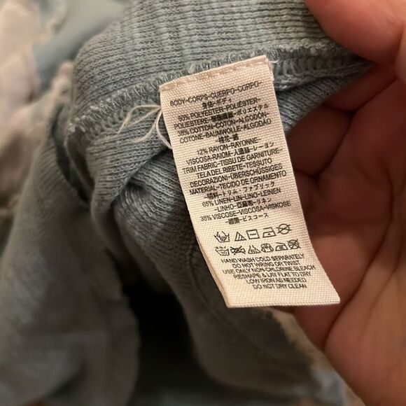 Free people small distressed tee - Picture 7 of 8